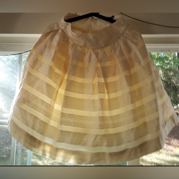 “VINTAGE” Pilar Rossi, Champagne/ Iridescent, 100% Silk Skirt. - Picture 2 of 7